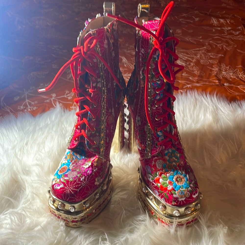 Azalea Wang Heeled Boots